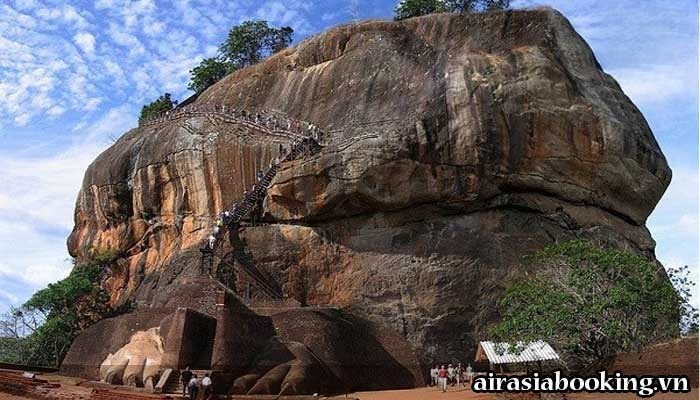 Nui-da-su-tu-Sigiriya