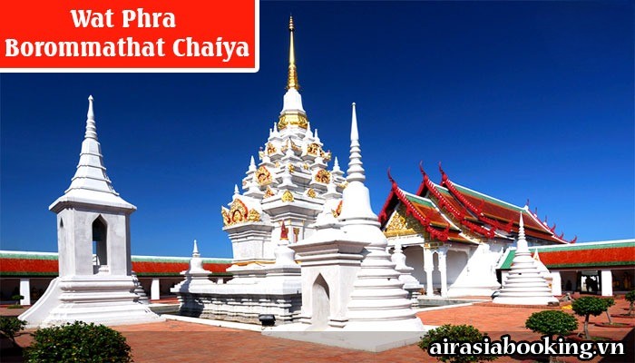 du-lich-Wat-Phra-Borommathat-Chaiya